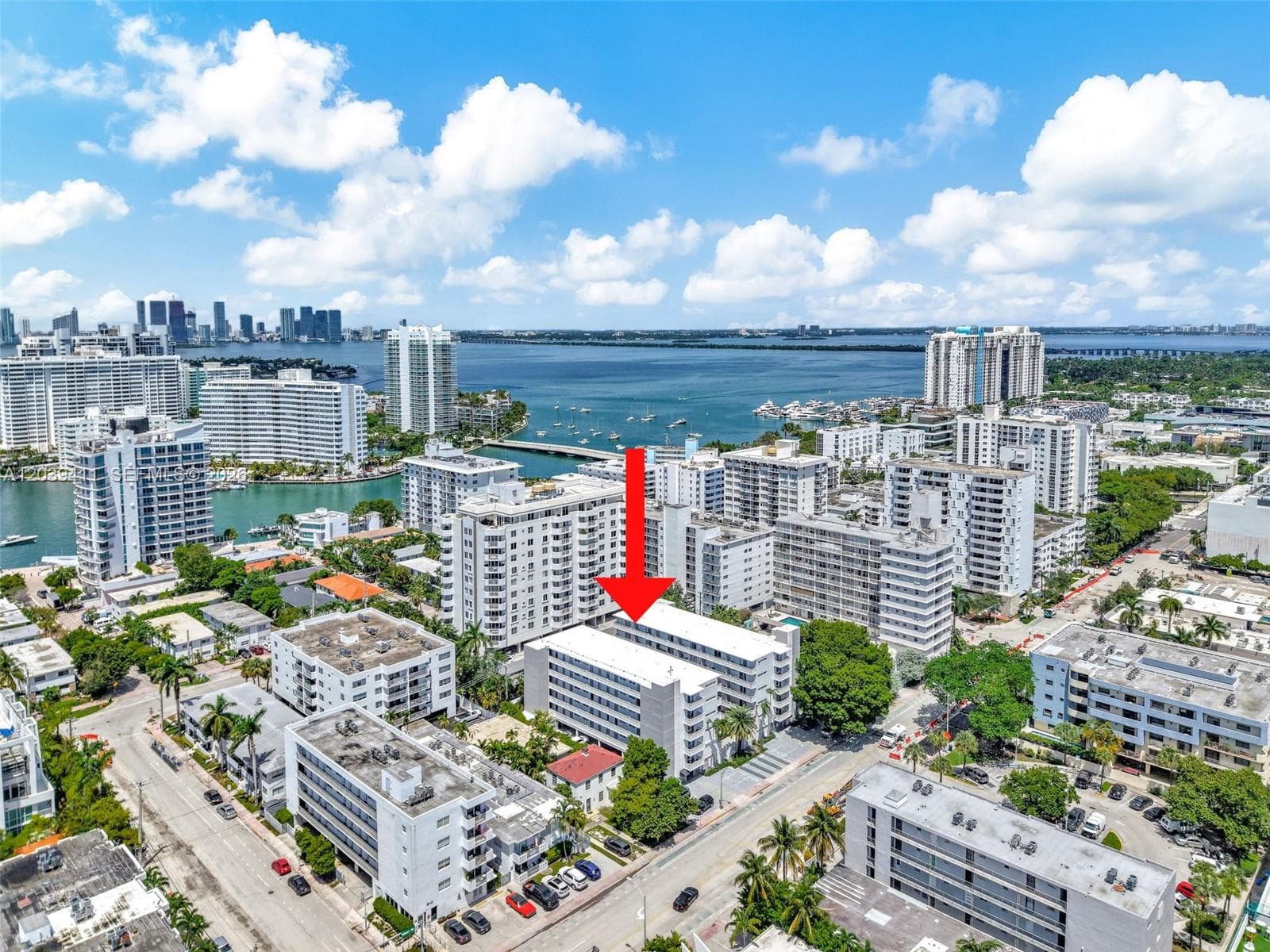 A12039411 — Miami Beach — 38