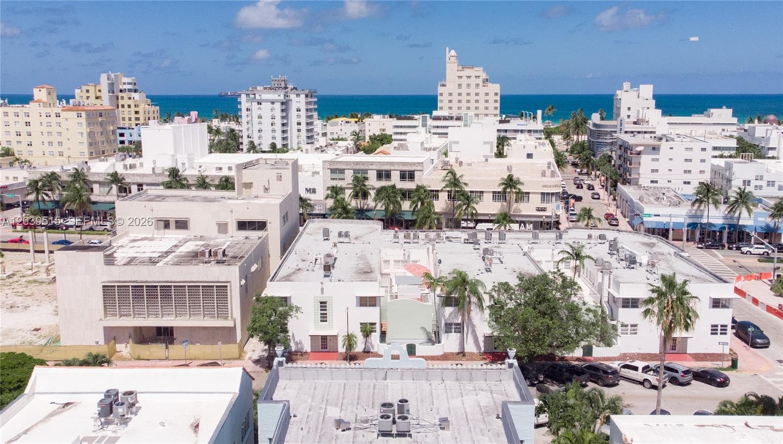 A12039515 — Miami Beach — 13