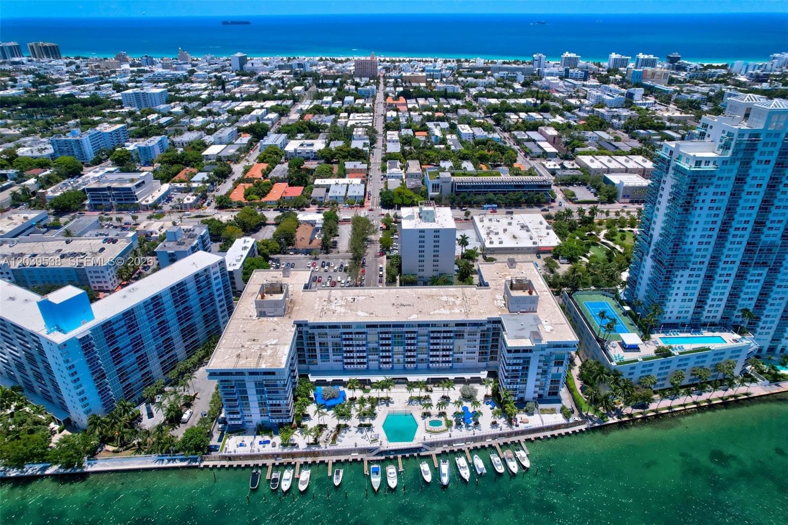 A12039538 — Miami Beach — 68