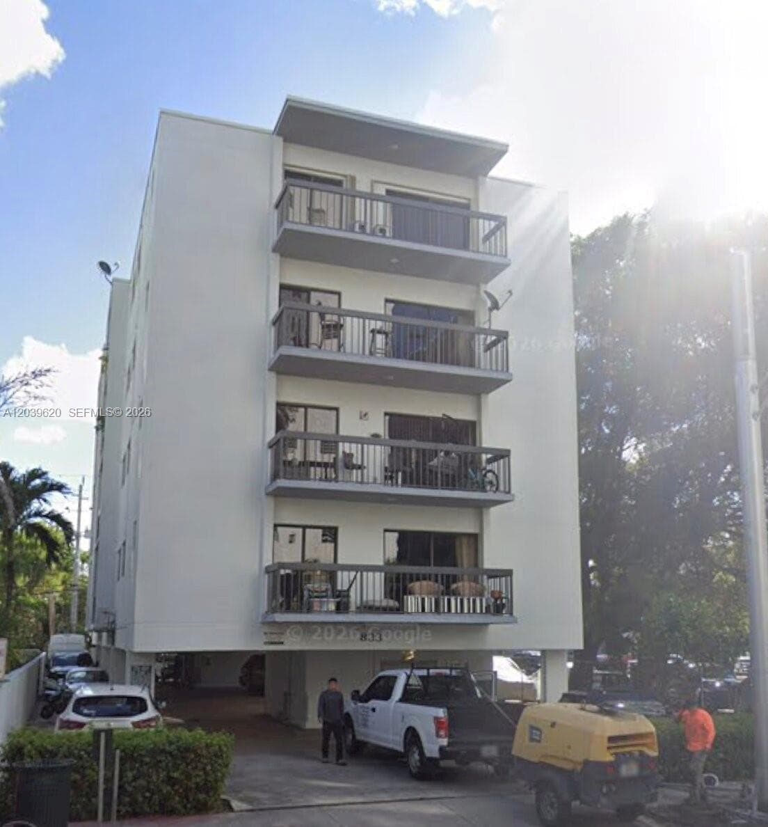 A12039620 — Miami Beach