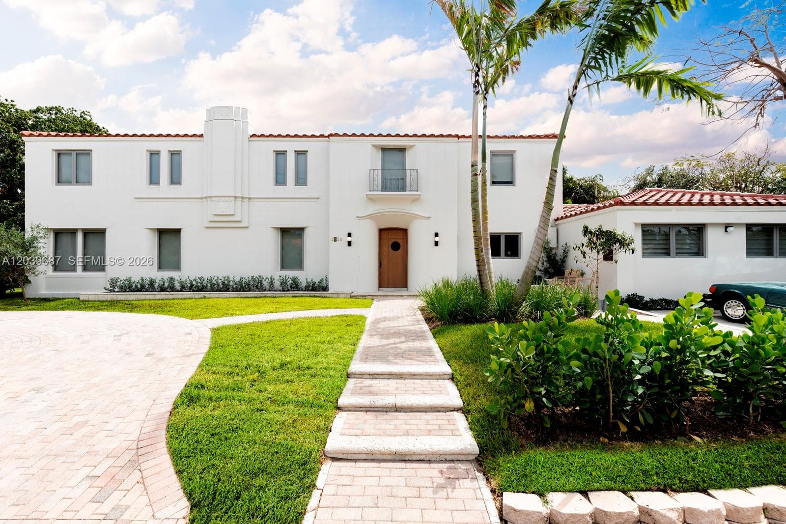A12039687 — Miami Beach