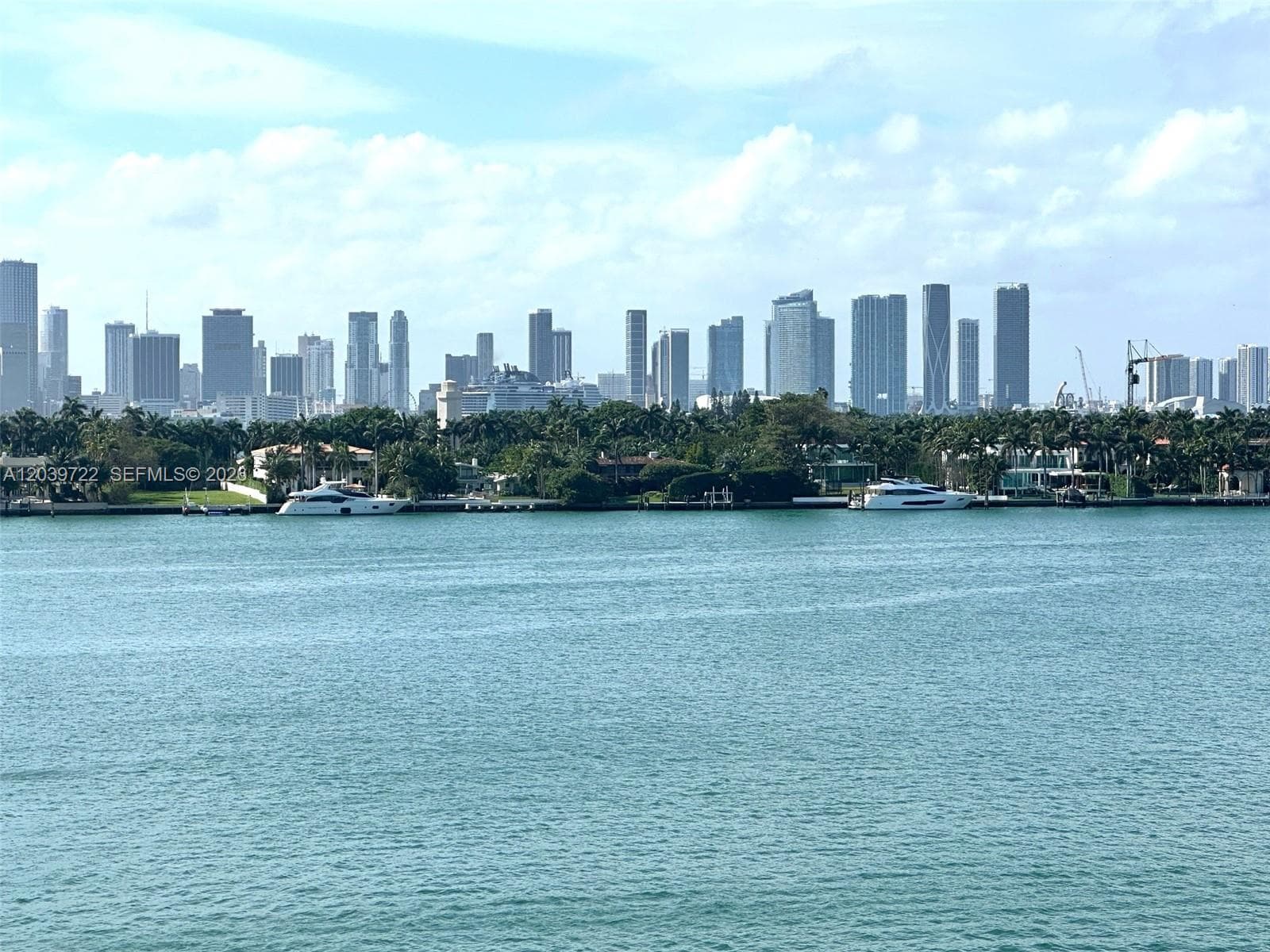 A12039722 — Miami Beach — 3