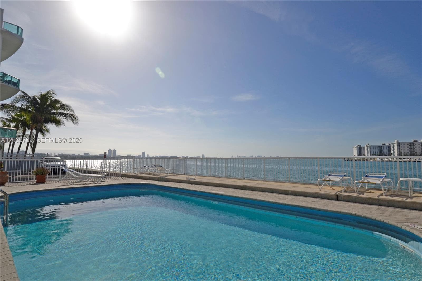 A12039769 — Miami Beach — 24