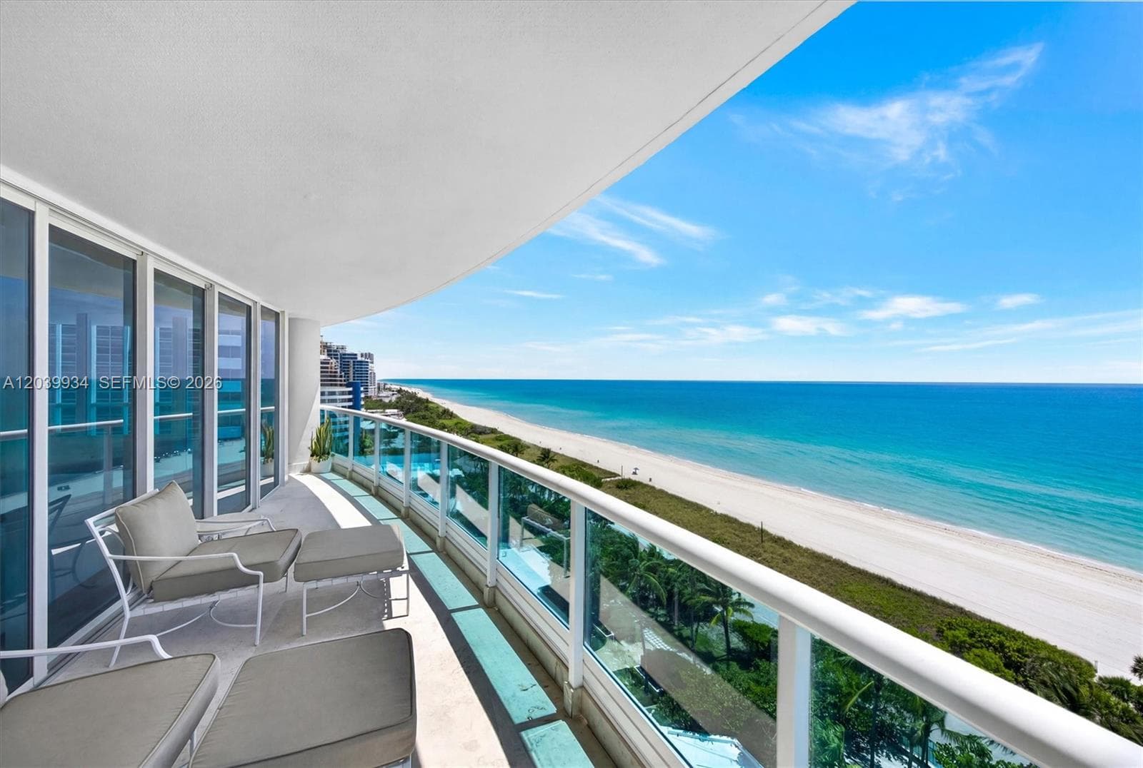 A12039934 — Miami Beach — 27