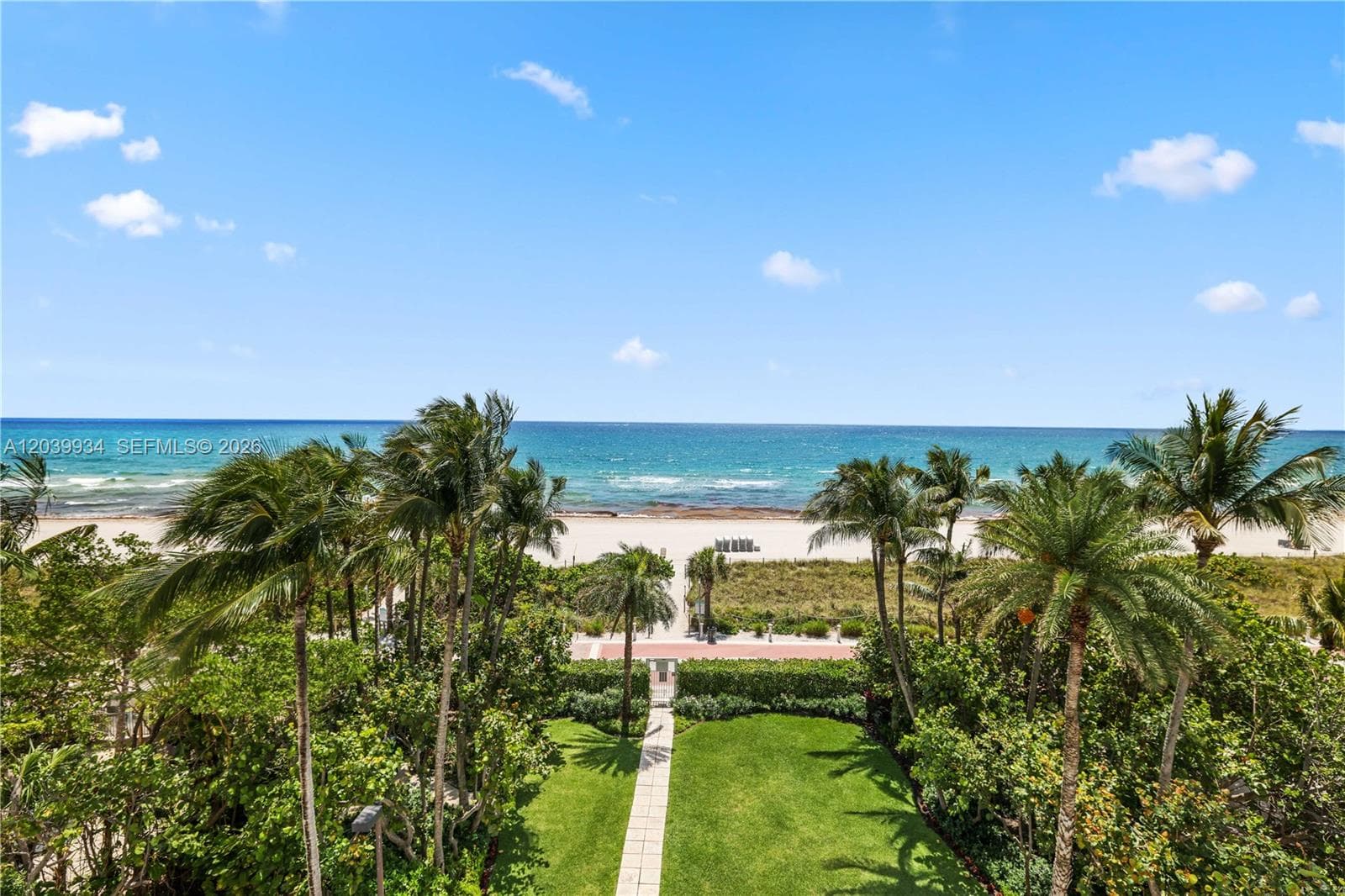 A12039934 — Miami Beach — 42