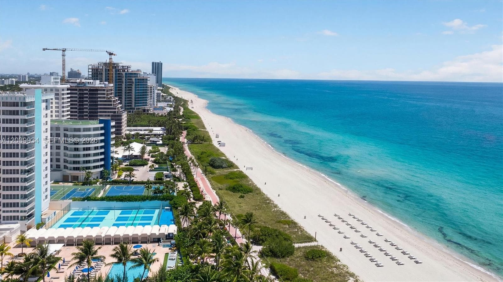 A12039934 — Miami Beach — 32