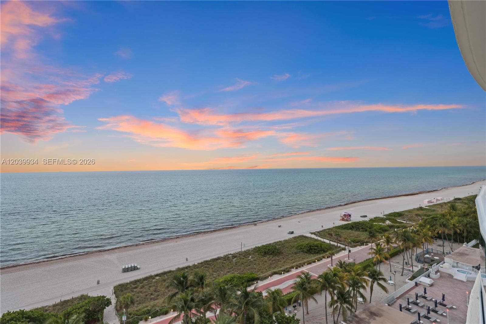 A12039934 — Miami Beach — 71