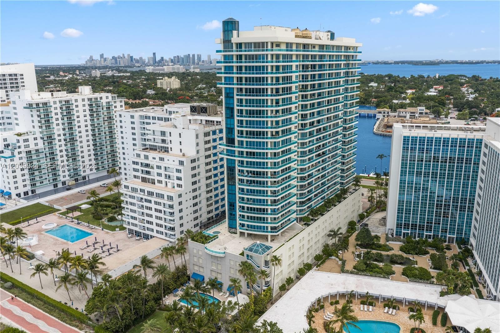 A12039934 — Miami Beach — 59