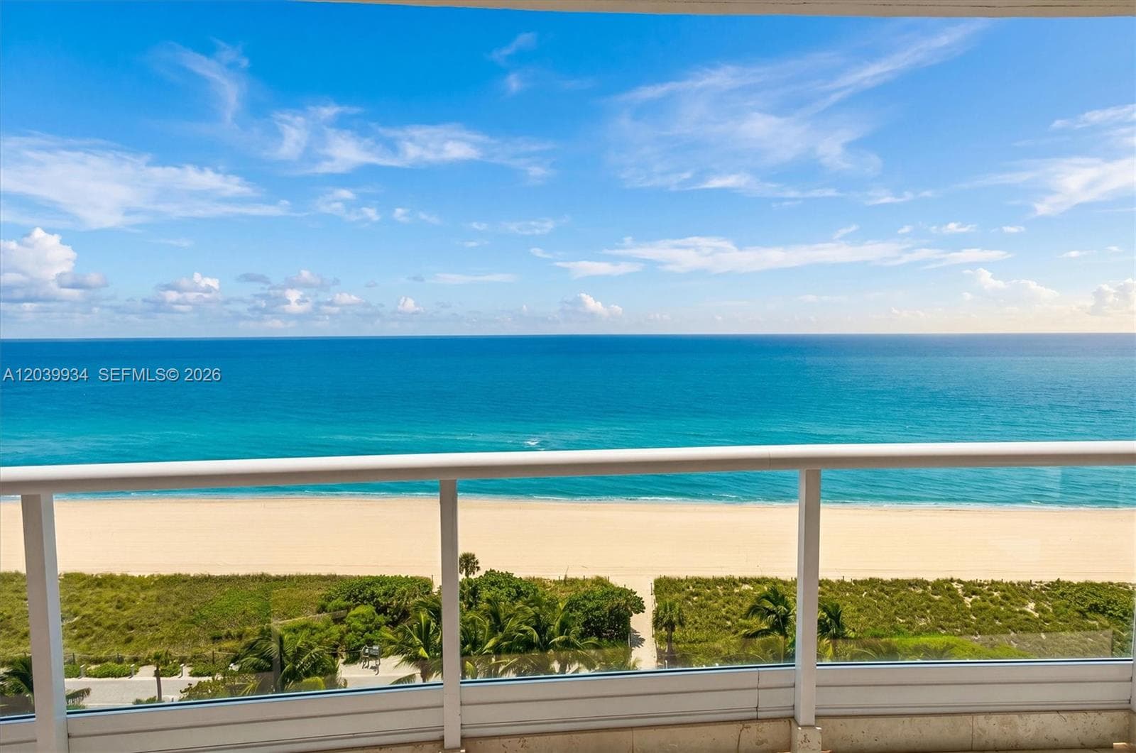 A12039934 — Miami Beach — 31