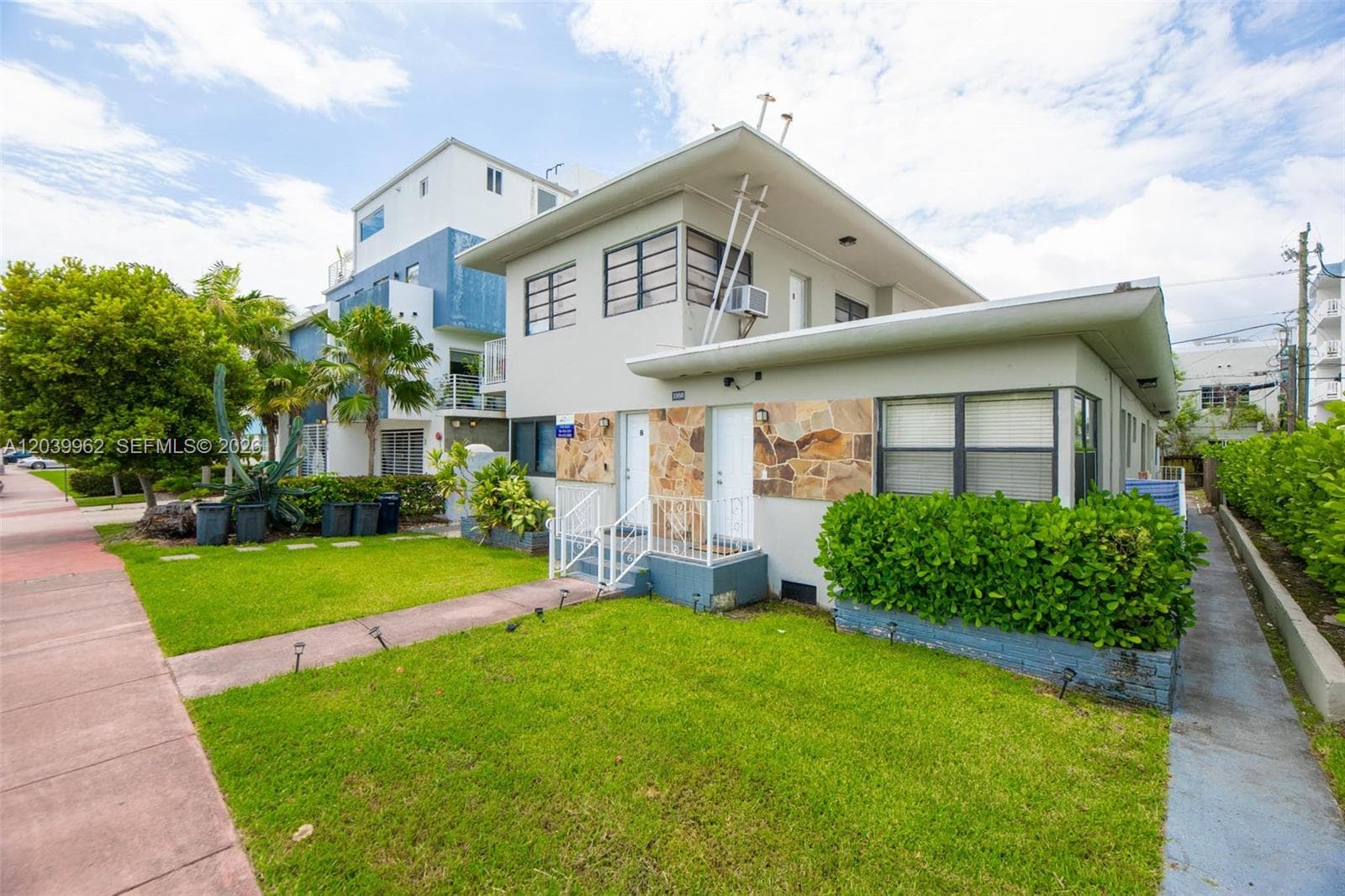 A12039962 — Miami Beach — 5