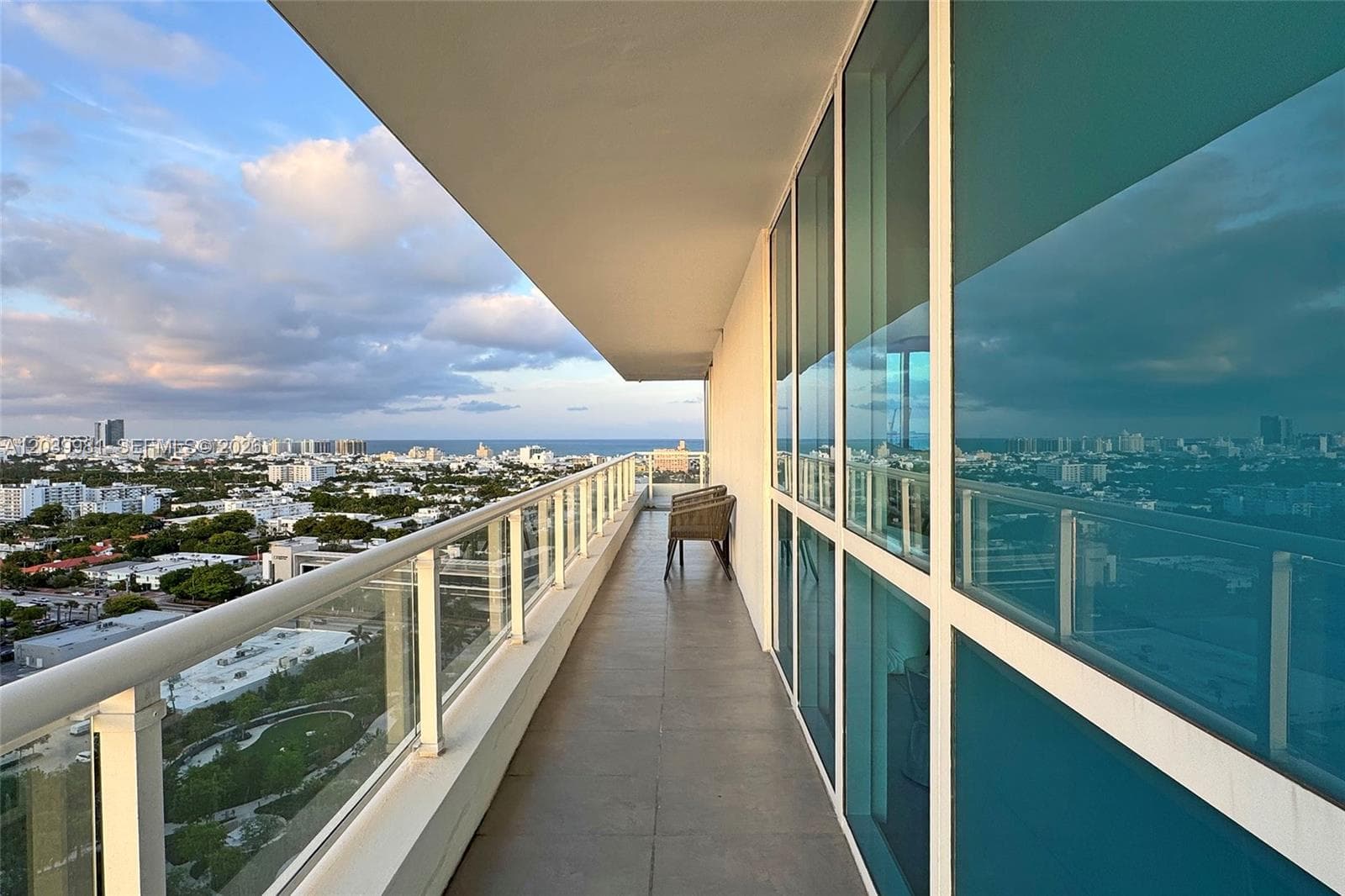A12039981 — Miami Beach — 21