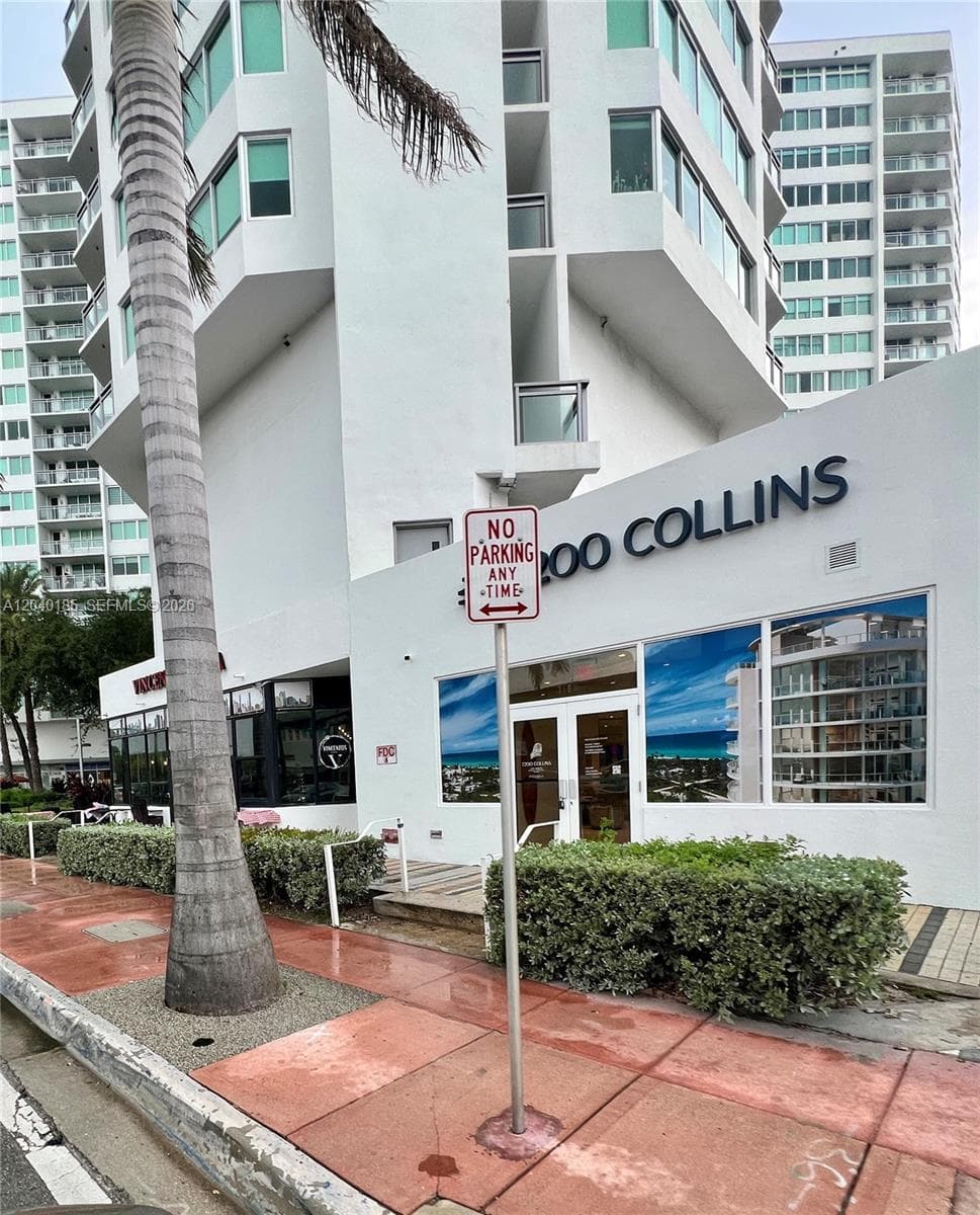 A12040185 — Miami Beach — 5