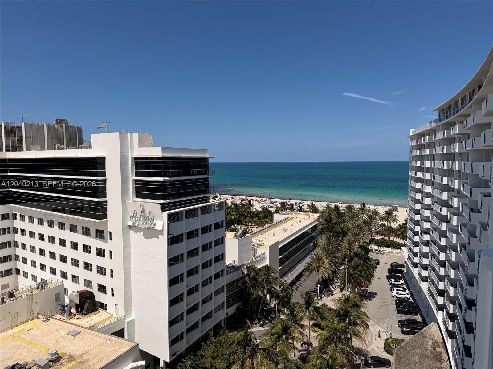 A12040213 — Miami Beach — 2