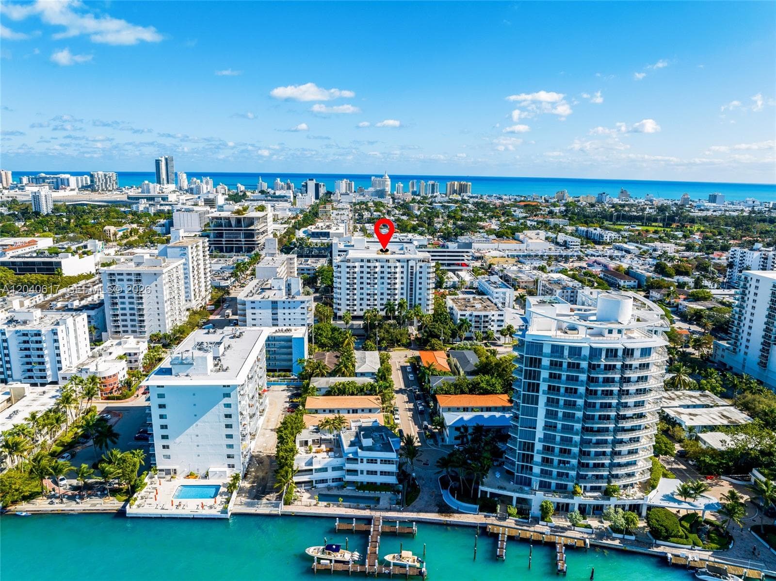 A12040617 — Miami Beach — 36