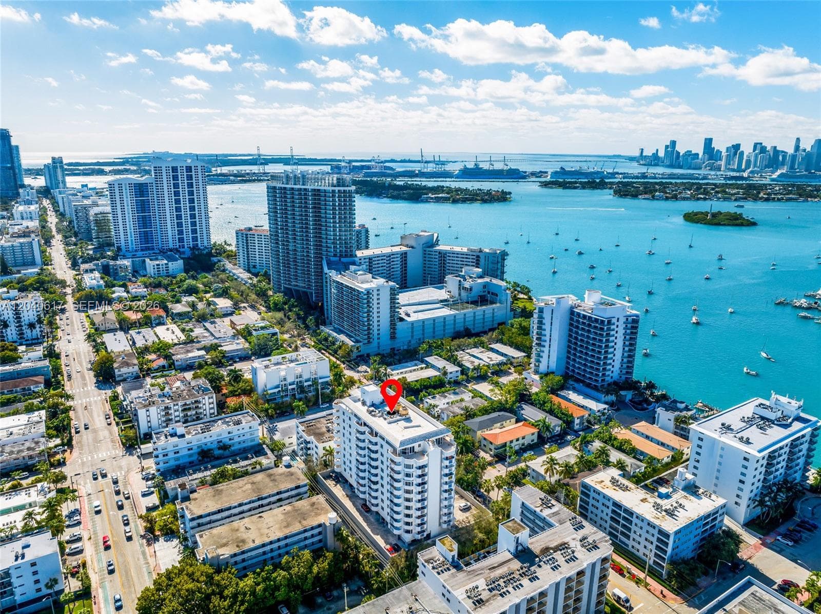 A12040617 — Miami Beach — 38