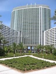 A12041303 — Miami Beach