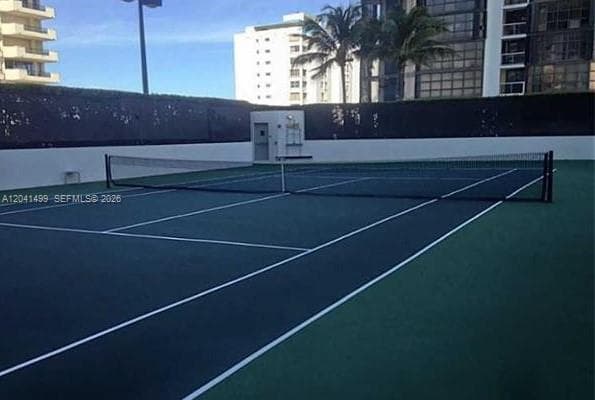 A12041499 — Miami Beach — 14