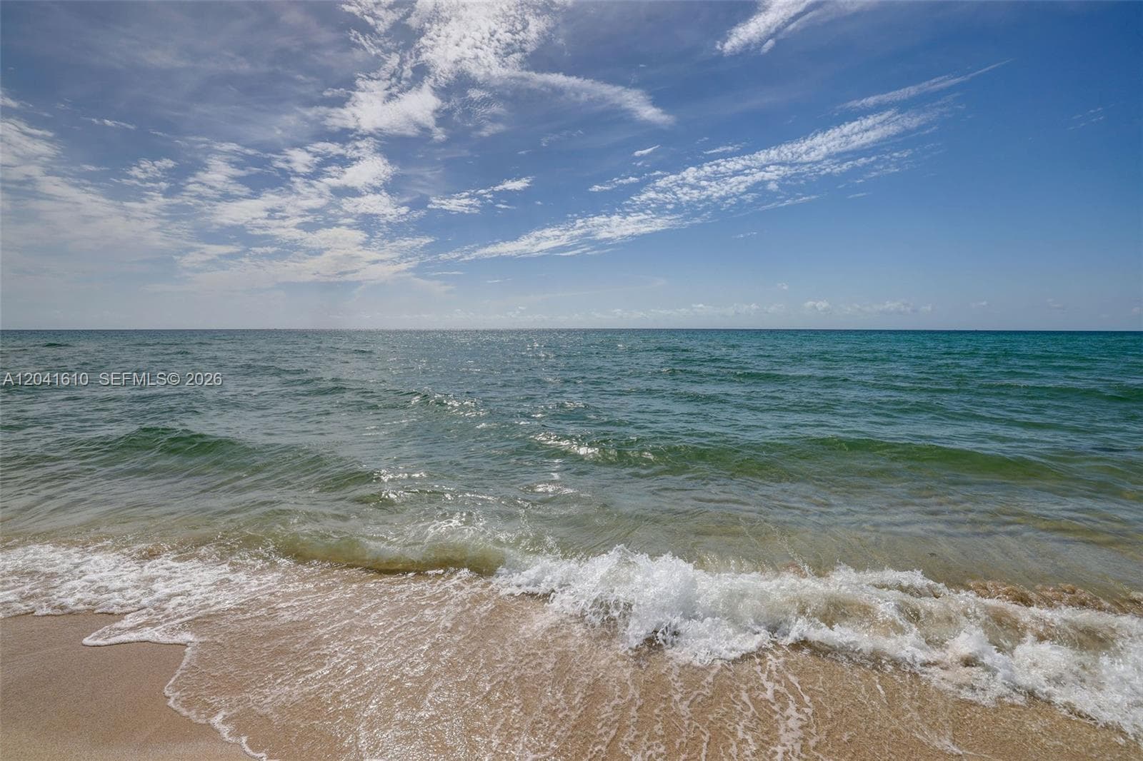A12041610 — Miami Beach — 17