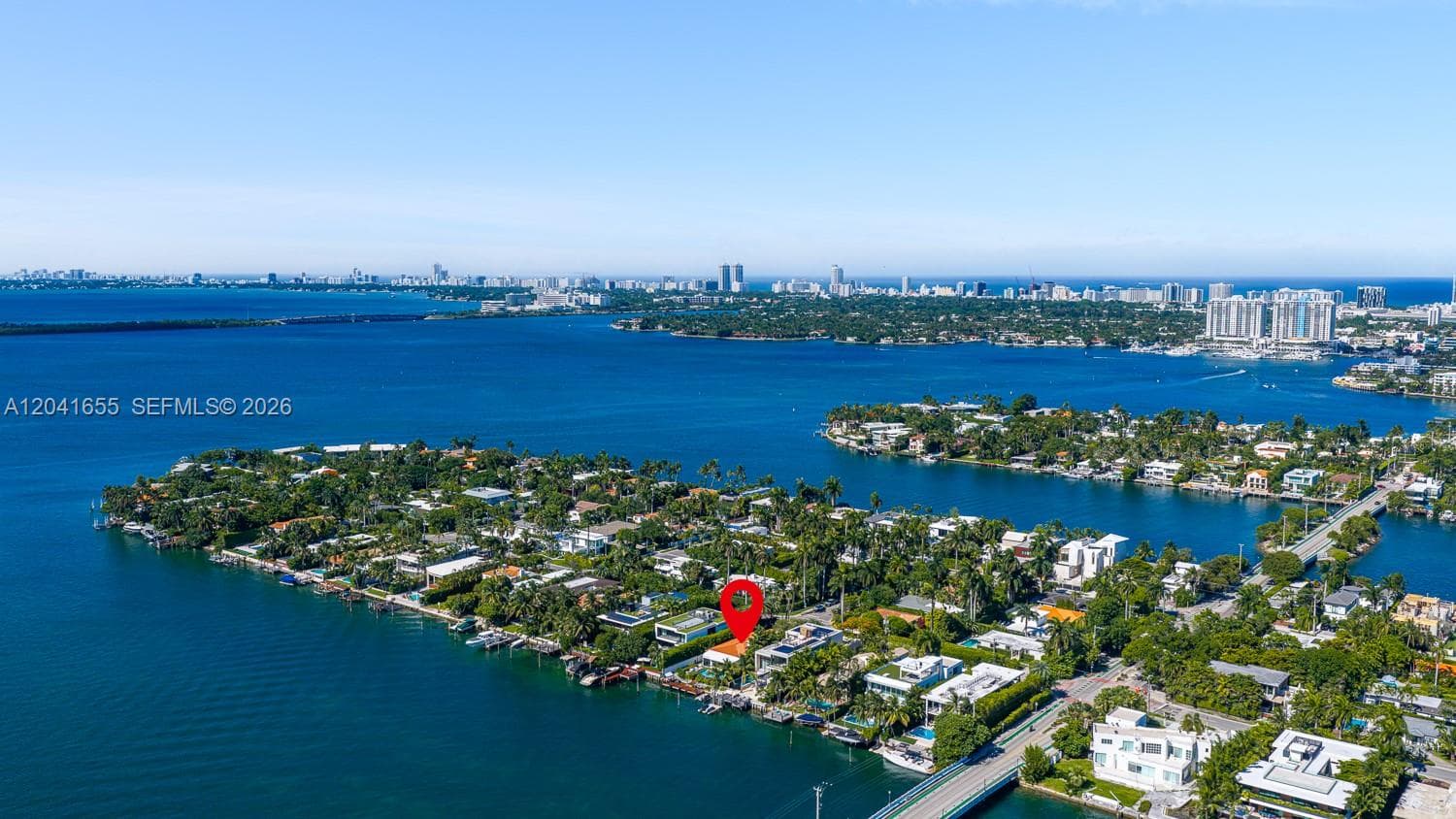 A12041655 — Miami Beach — 49
