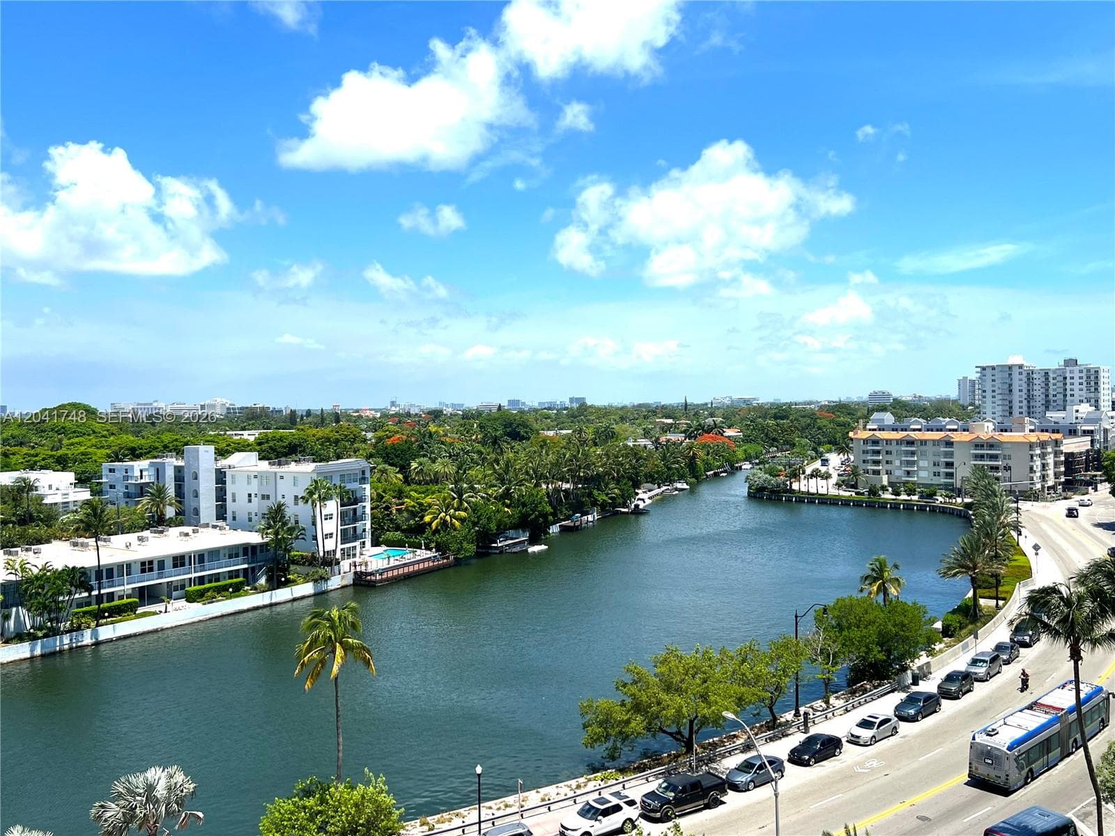 A12041748 — Miami Beach — 2
