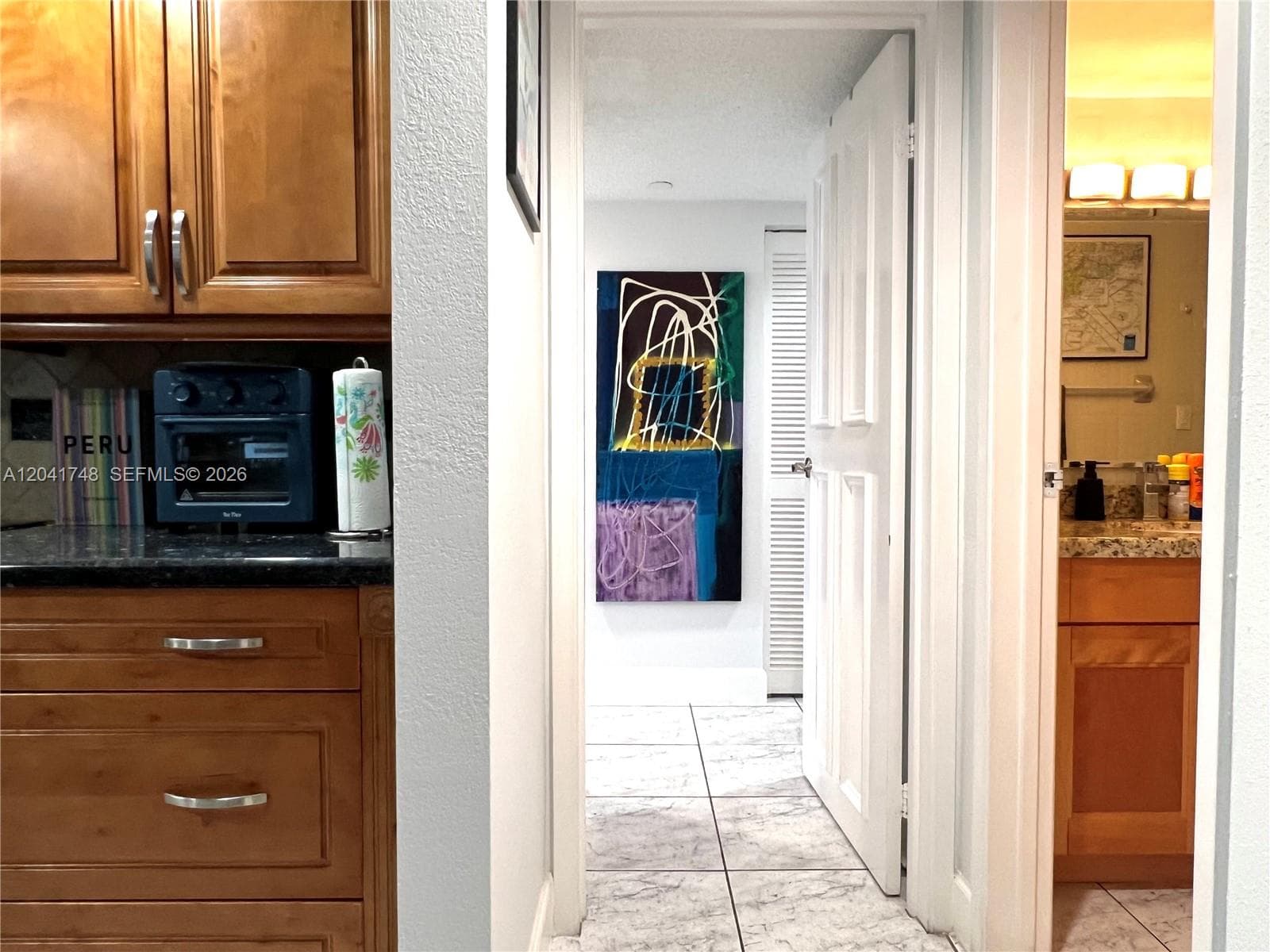 A12041748 — Miami Beach — 12