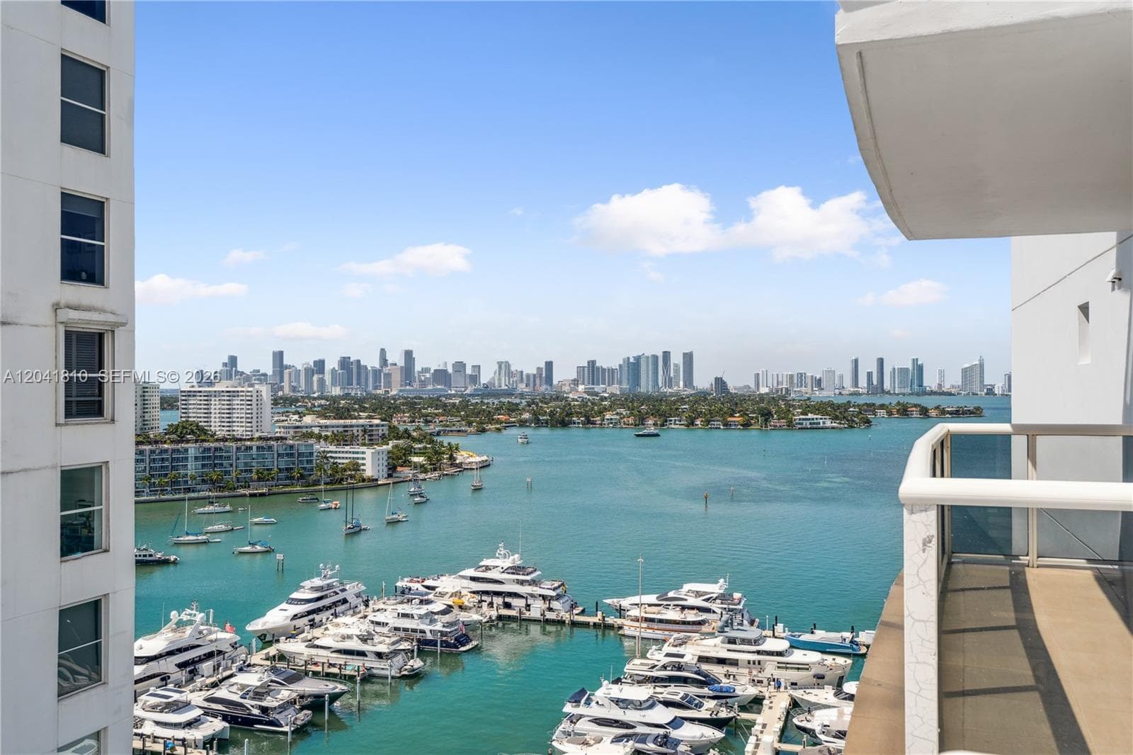 A12041810 — Miami Beach — 16