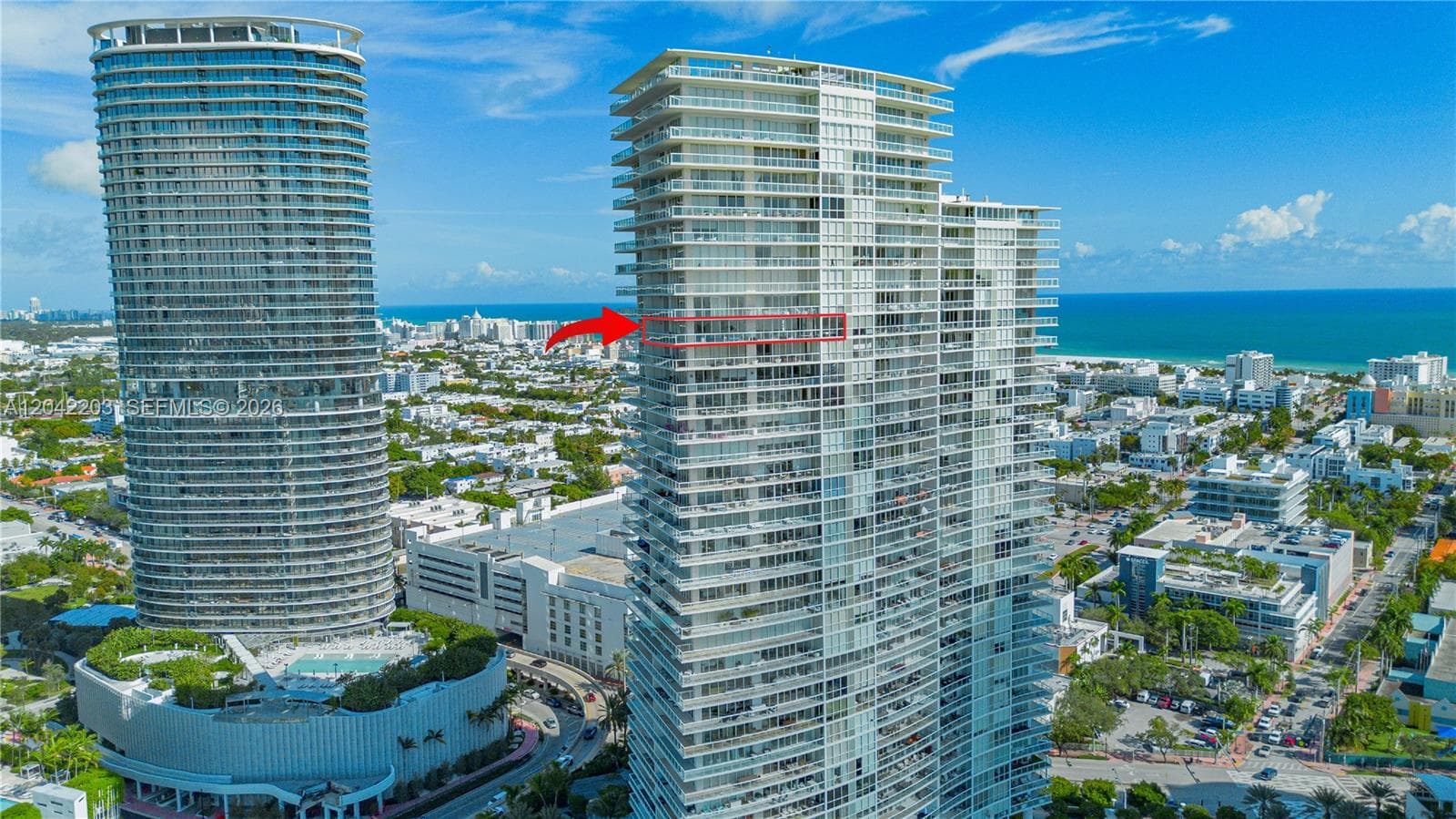 A12042203 — Miami Beach — 42