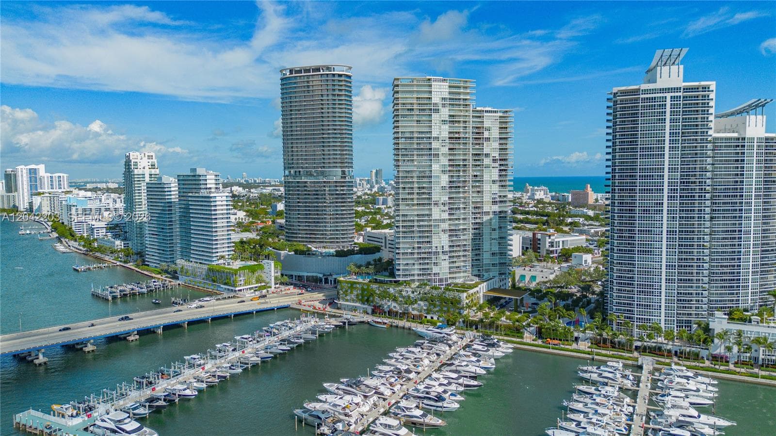 A12042203 — Miami Beach — 43