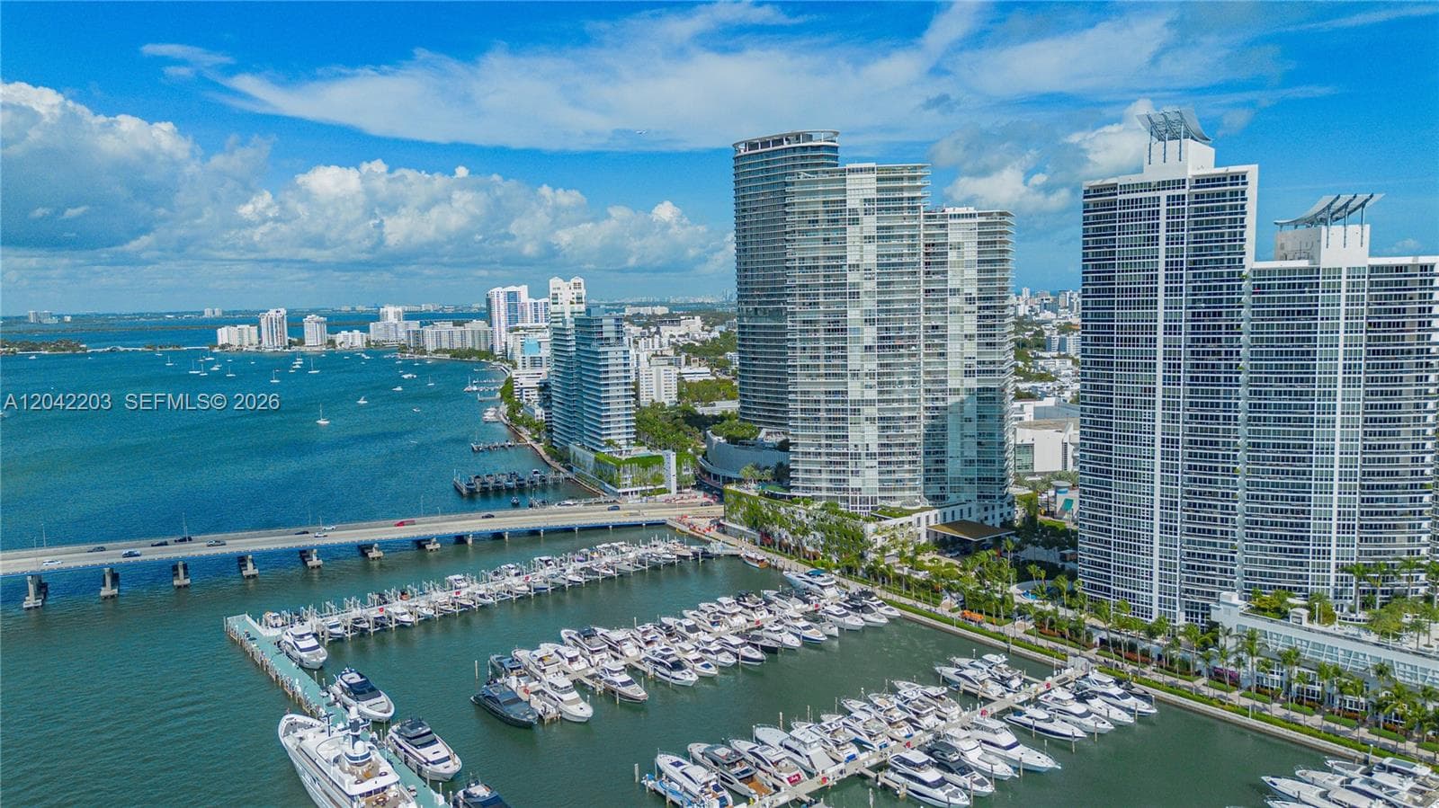 A12042203 — Miami Beach — 45