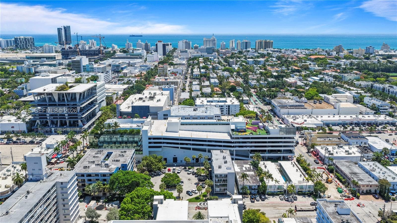 A12042218 — Miami Beach — 34