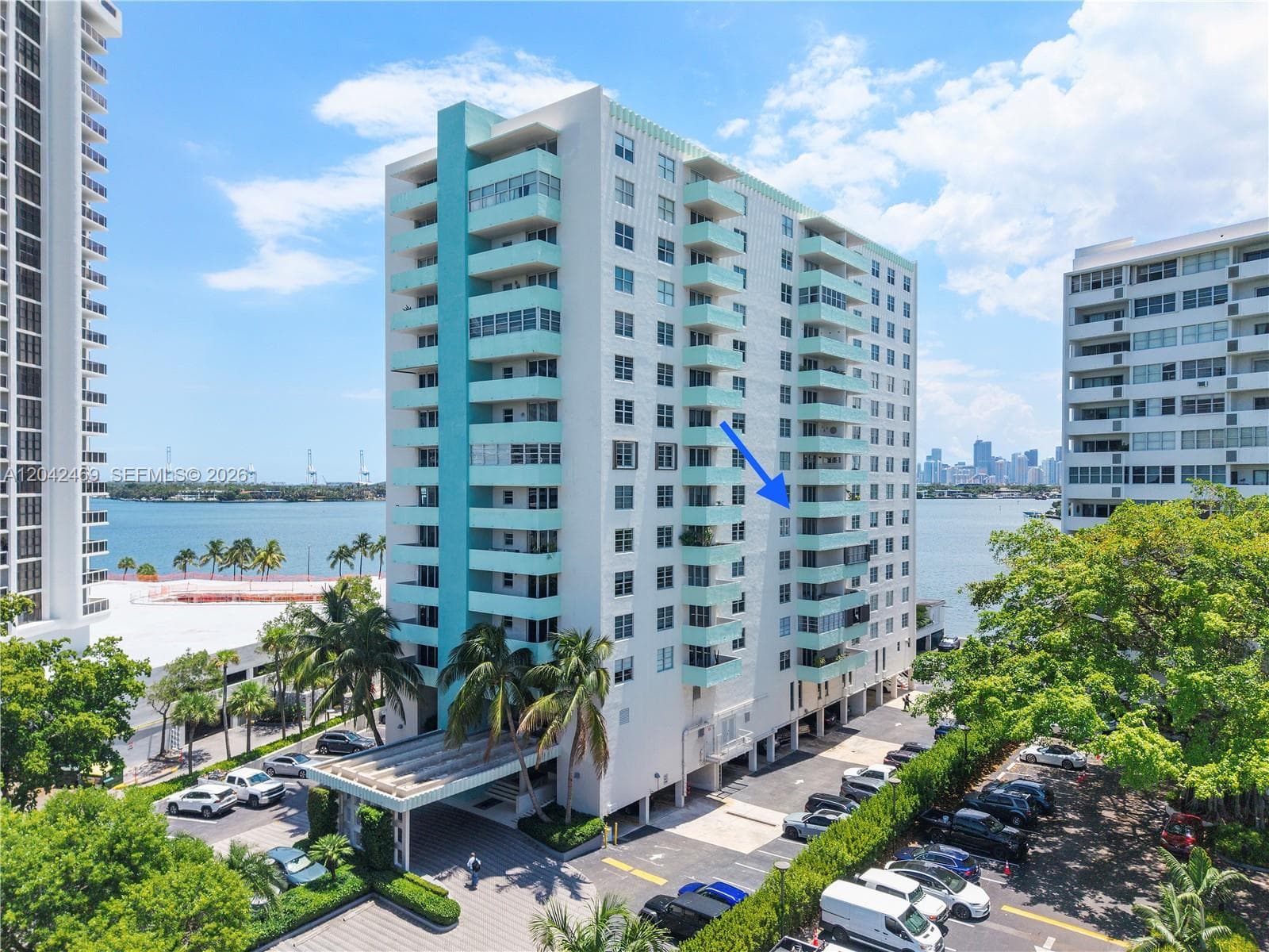 A12042469 — Miami Beach