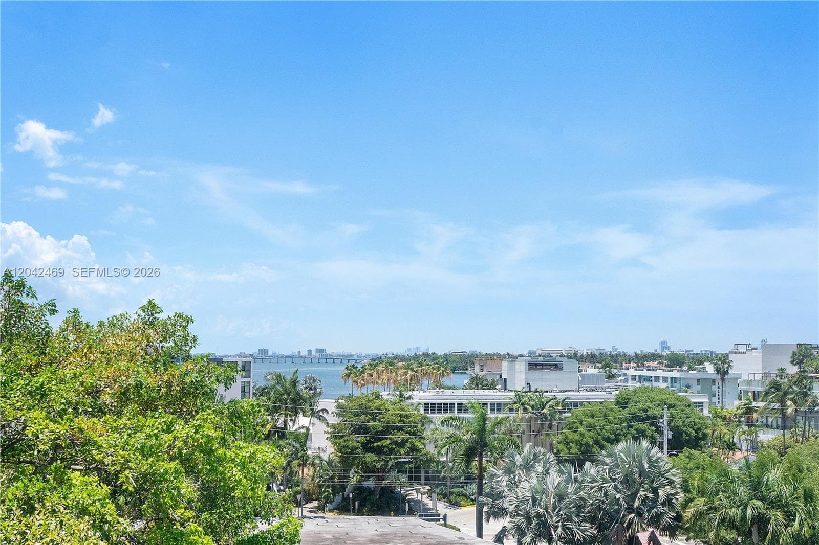 A12042469 — Miami Beach — 10