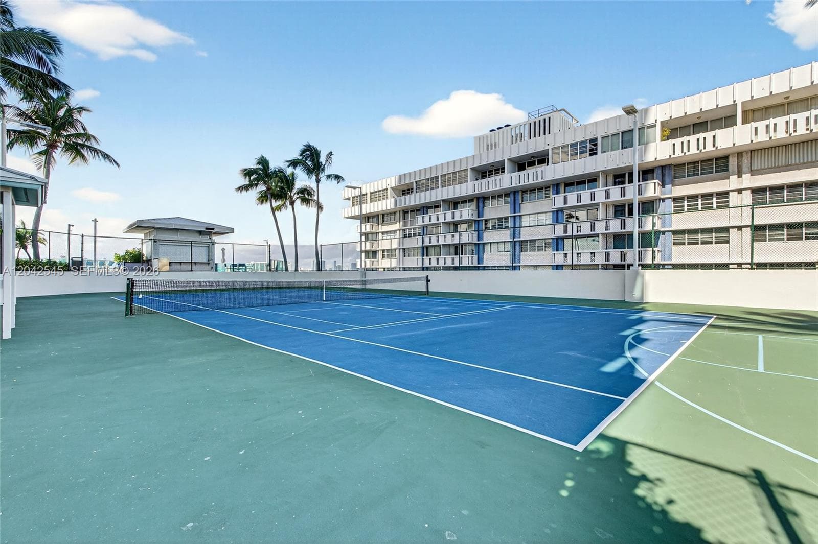 A12042545 — Miami Beach — 19