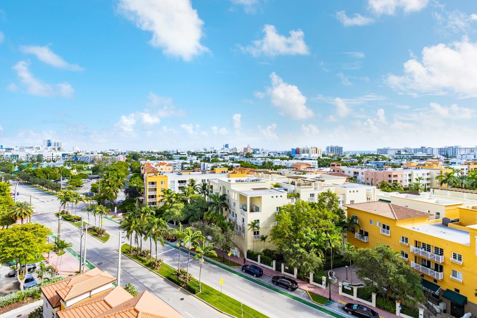 A12043138 — Miami Beach — 14