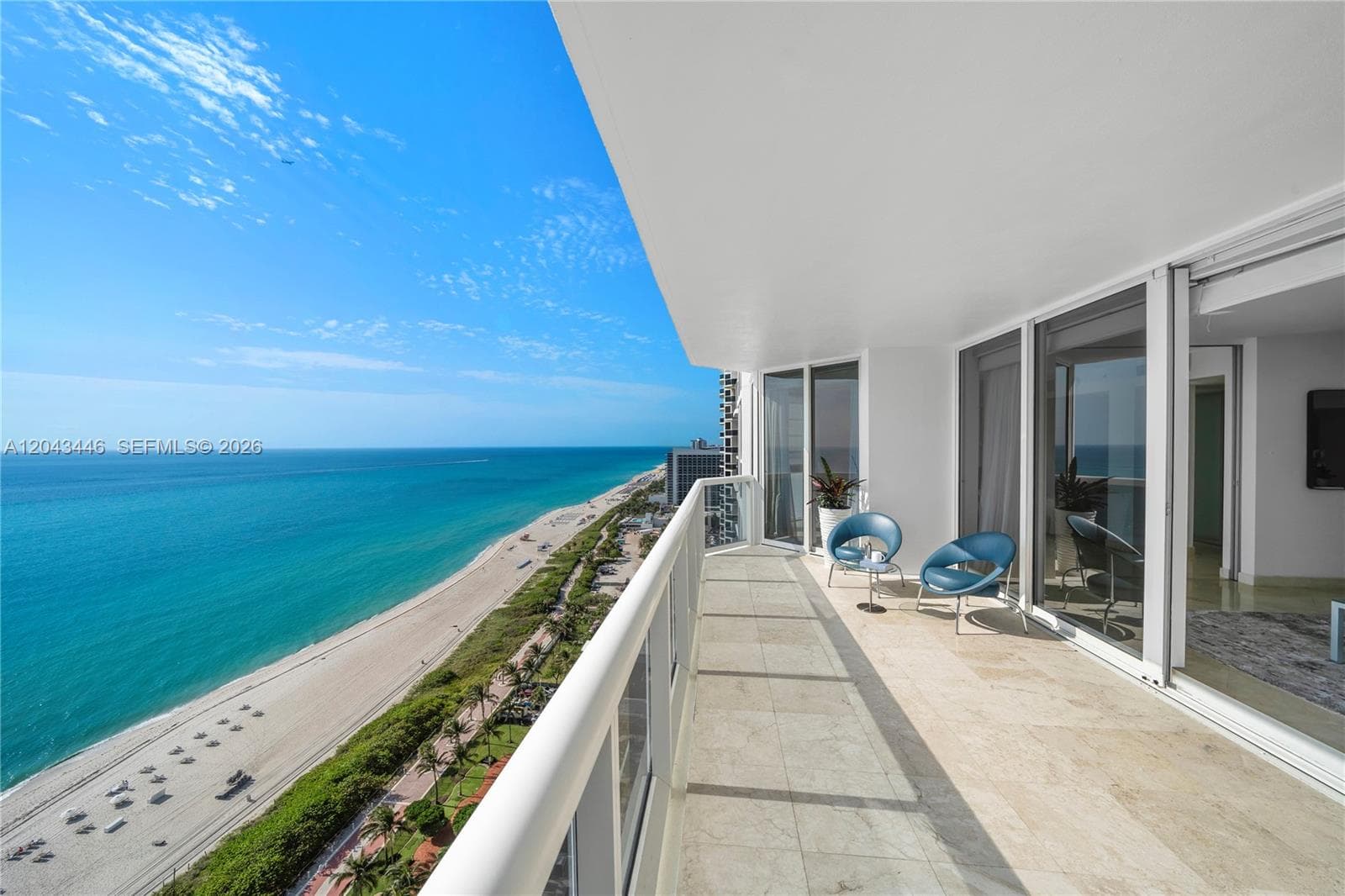 A12043446 — Miami Beach — 5