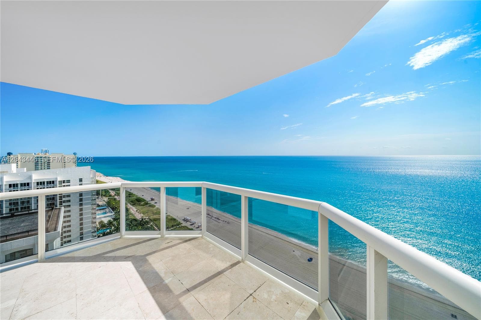 A12043446 — Miami Beach — 31