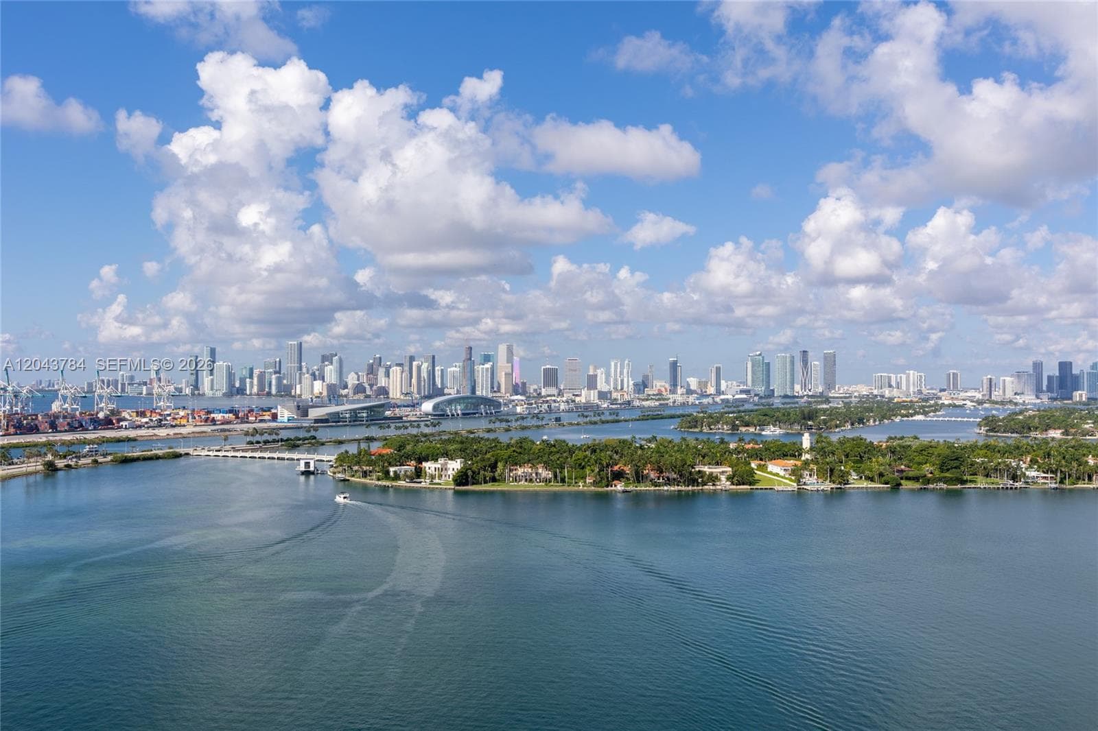 A12043784 — Miami Beach