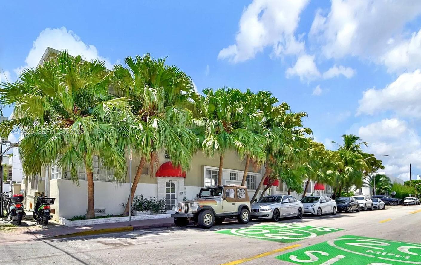 A12043829 — Miami Beach — 25