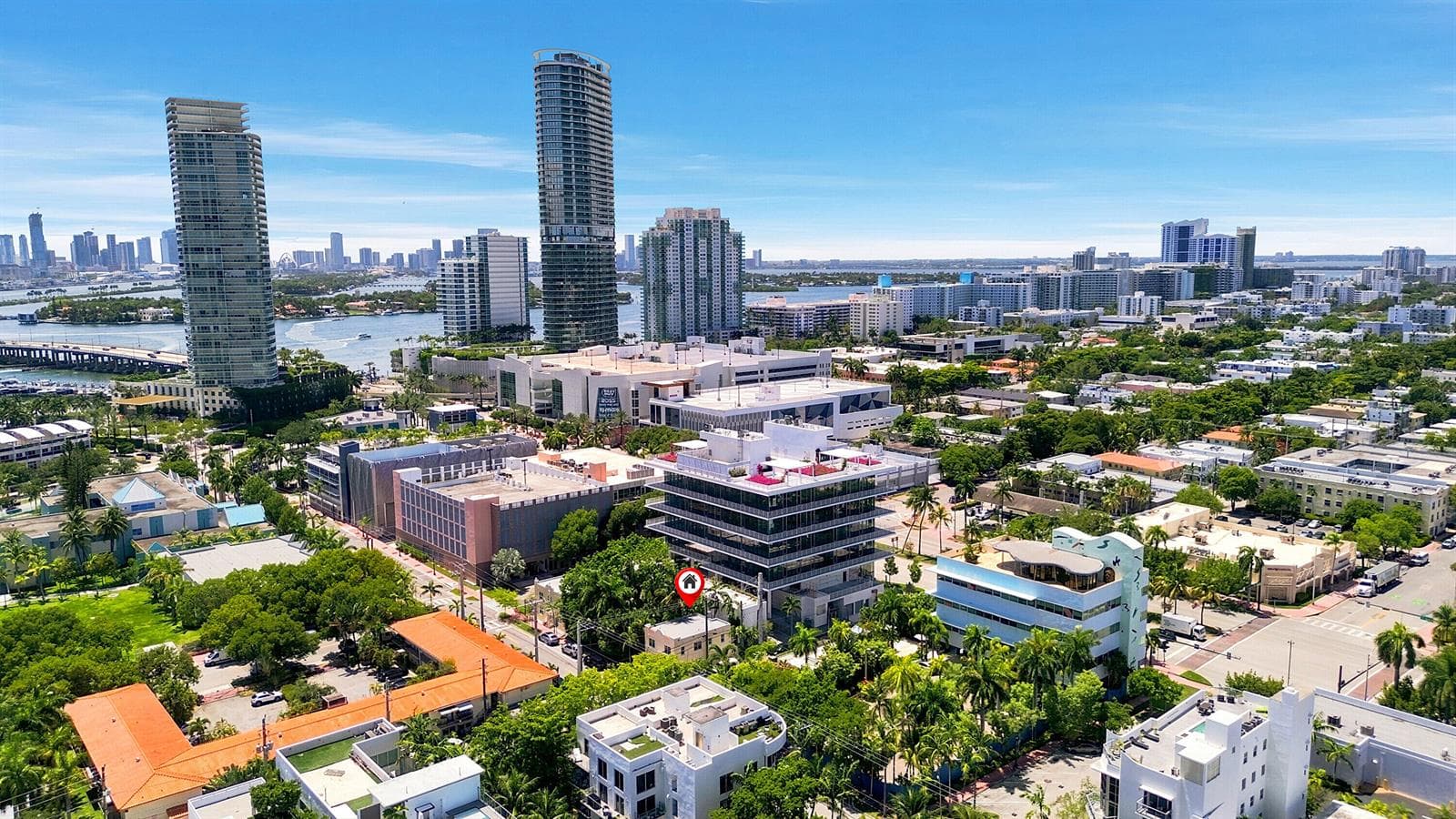 B26045735 — Miami Beach — 19