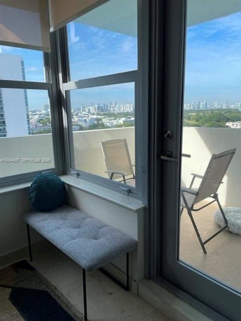 A12044037 — Miami Beach — 22