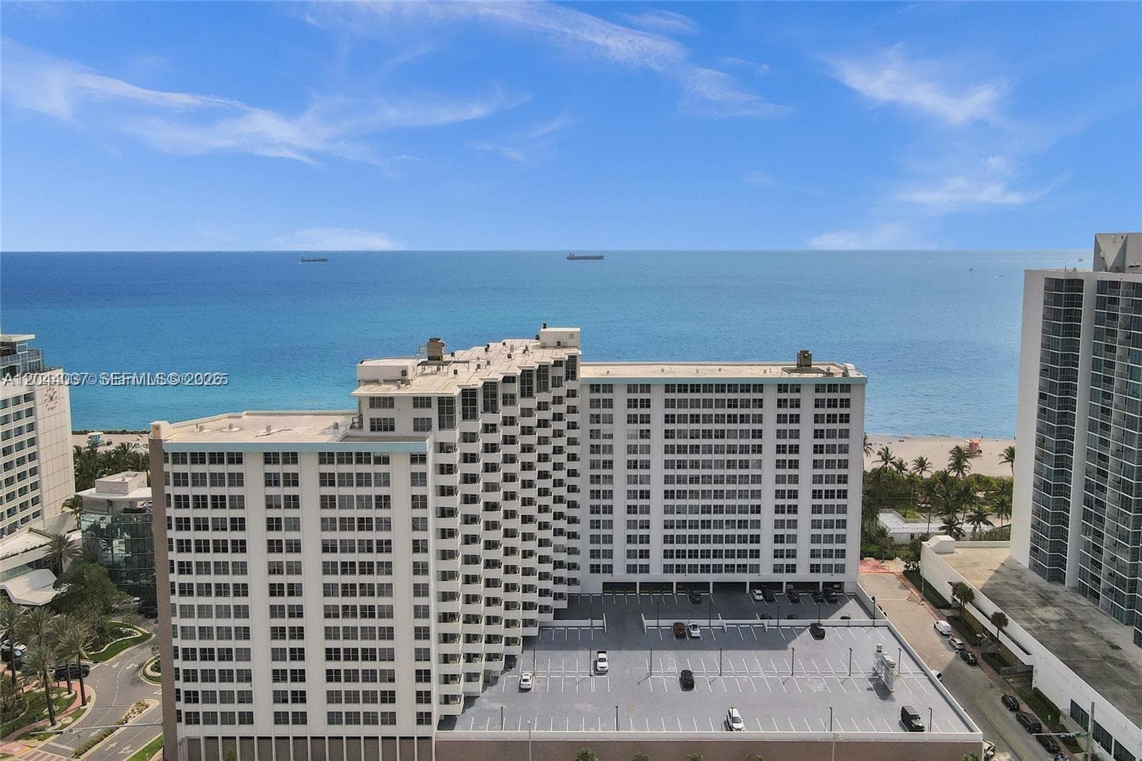 A12044037 — Miami Beach