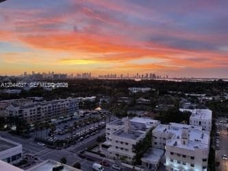 A12044037 — Miami Beach — 5