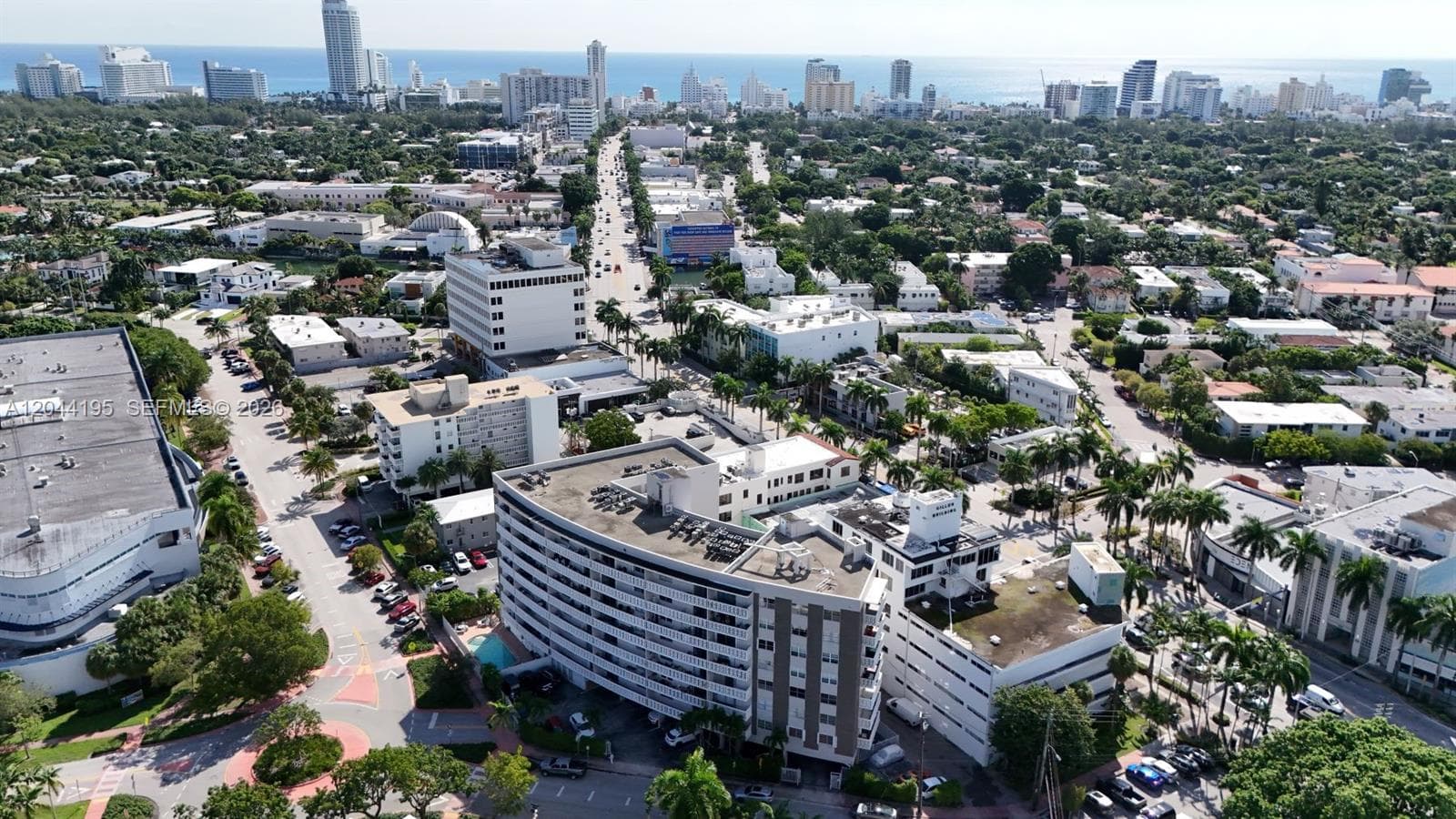 A12044195 — Miami Beach — 28