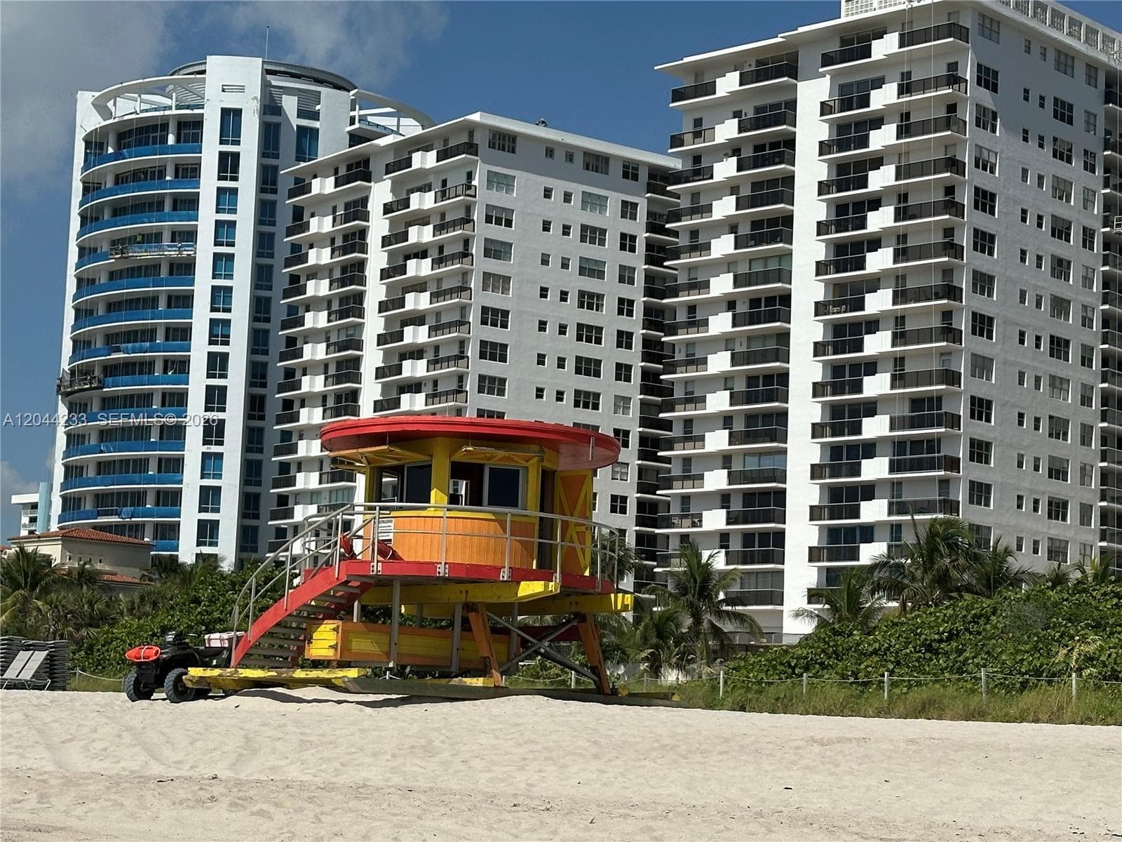 A12044233 — Miami Beach — 44