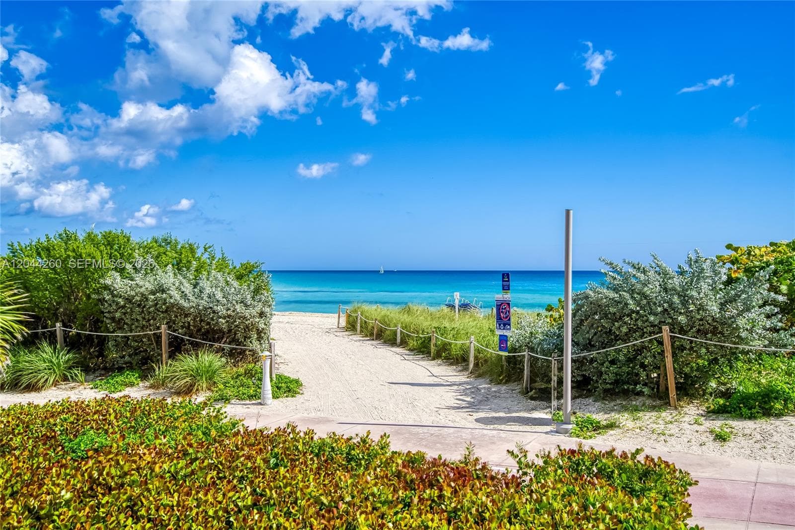 A12044260 — Miami Beach — 36