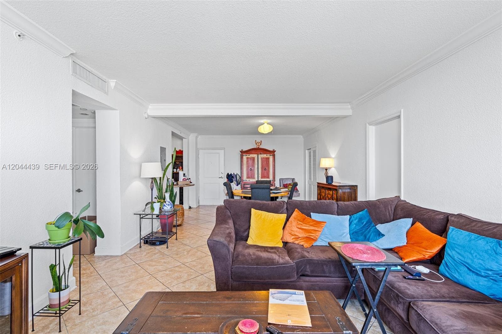 A12044439 — Miami Beach — 23