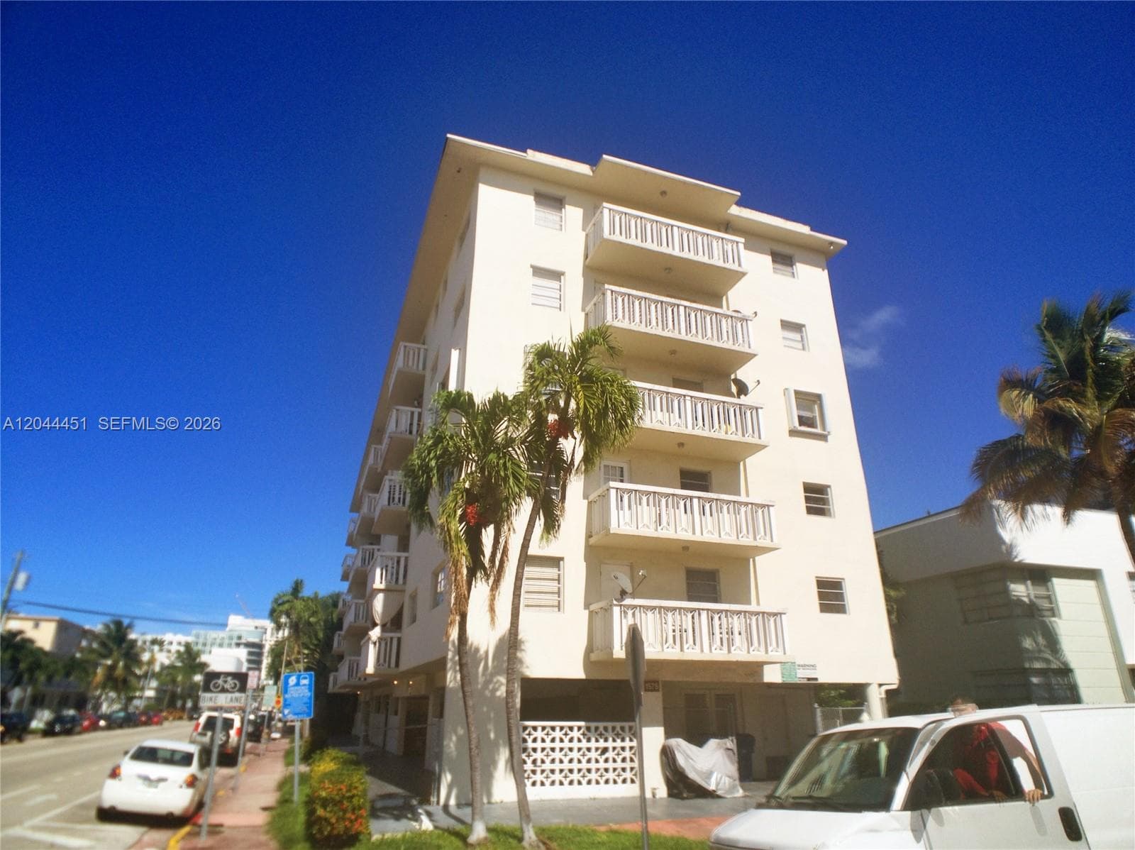 A12044451 — Miami Beach — 2