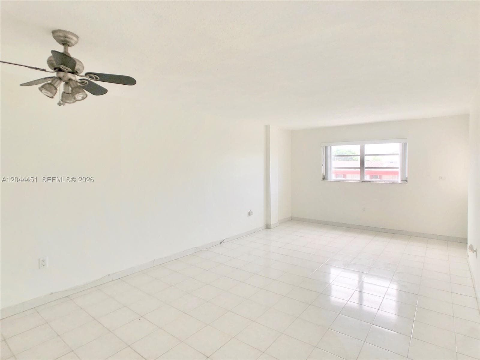 A12044451 — Miami Beach — 9