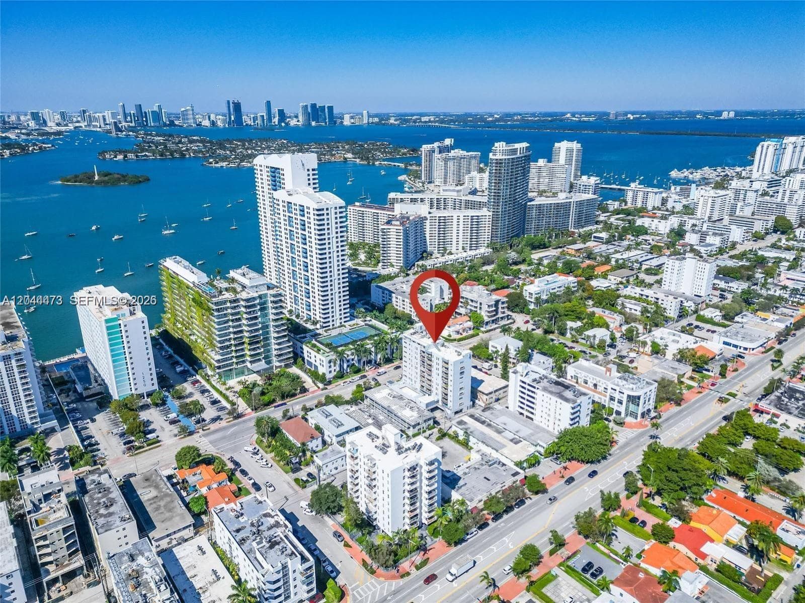 A12044473 — Miami Beach — 2