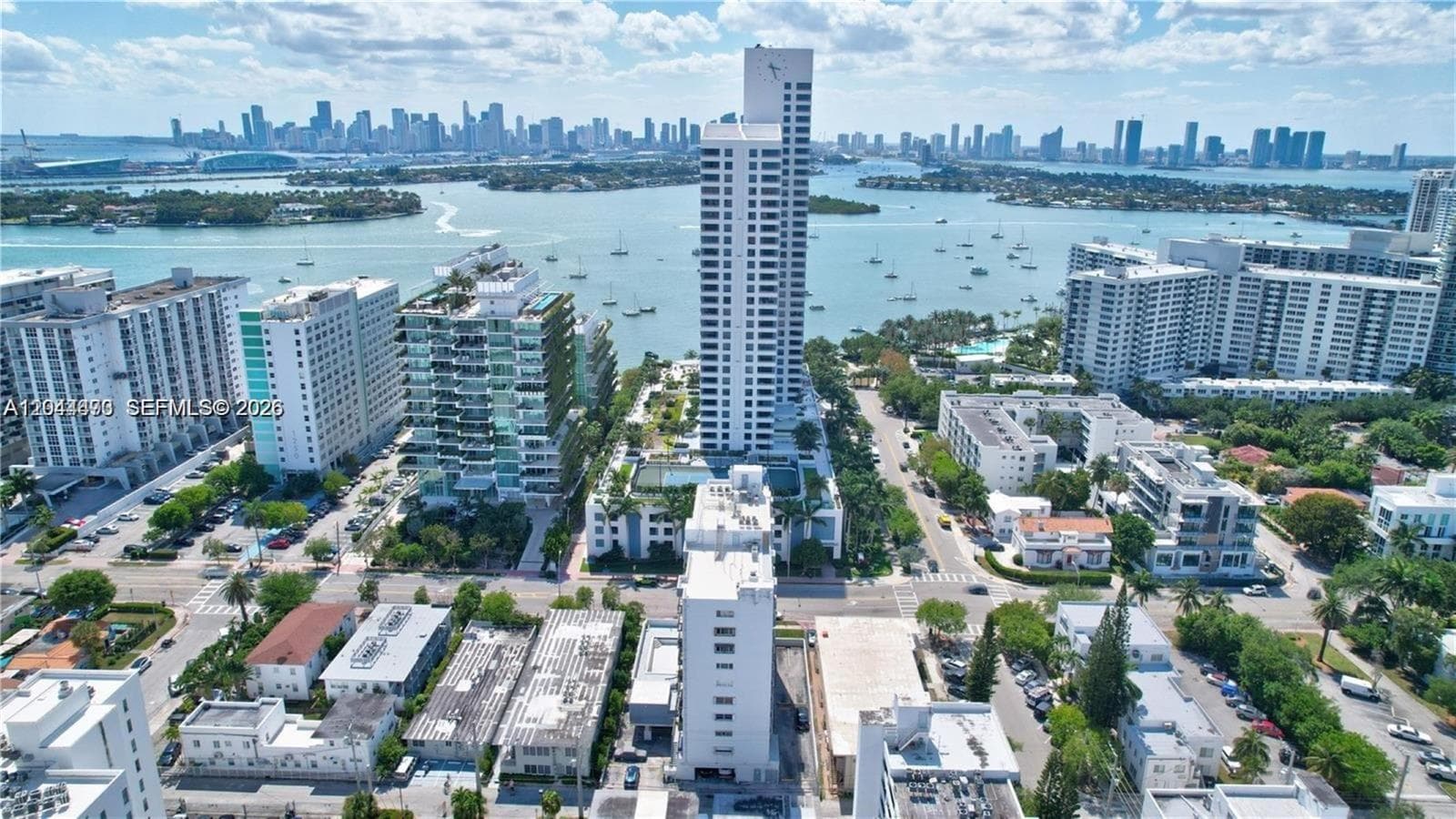 A12044473 — Miami Beach — 43